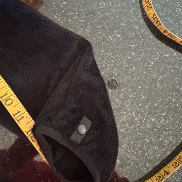 The North Face Black Osolita Fleece Jacket. Girls size L - Picture 13 of 13